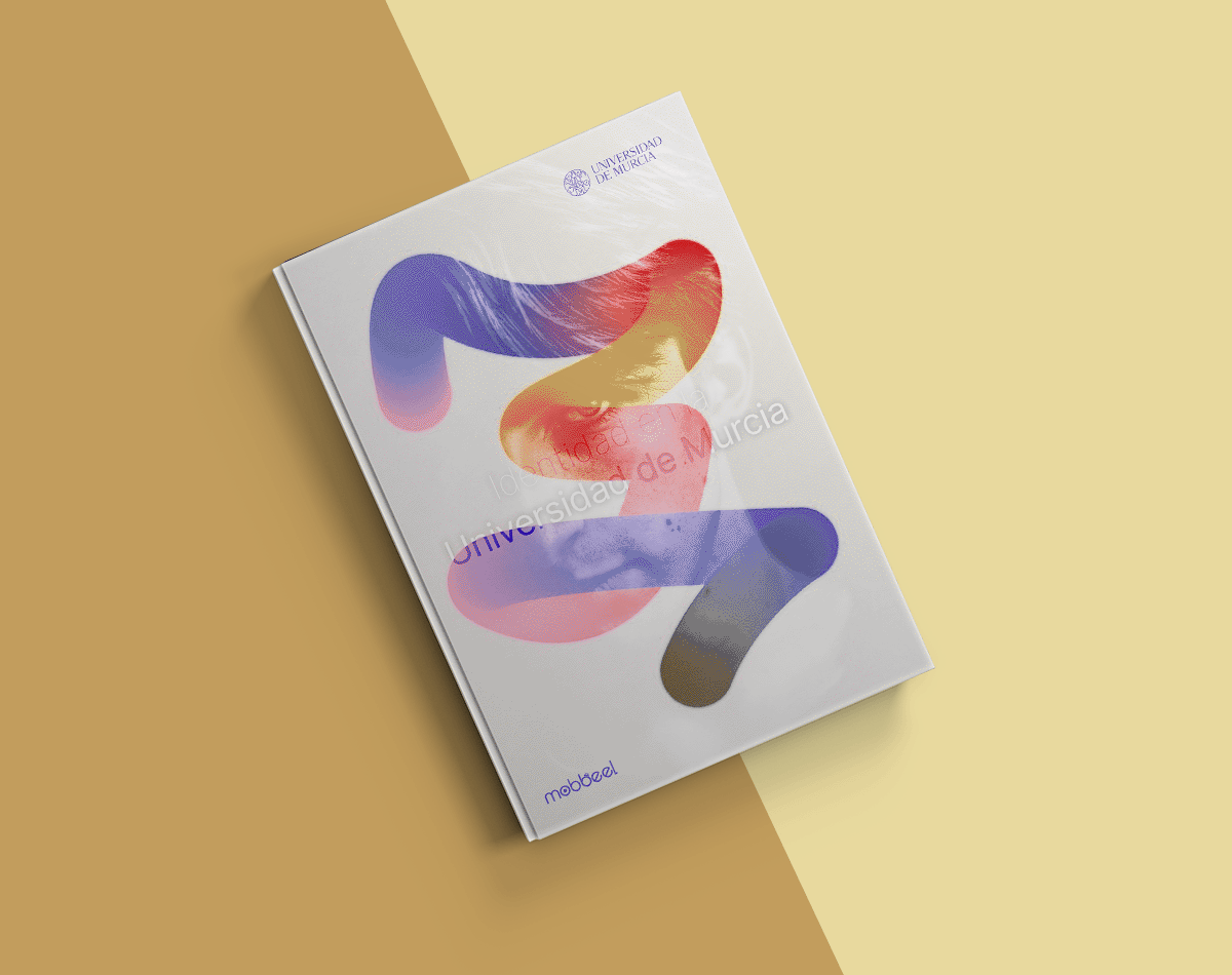Mockup-Brochure-UM